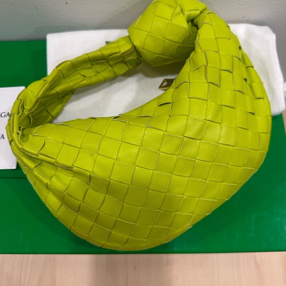 Bottega Veneta Mini Jodie Bag in color Kiwi - Picture 3 of 4